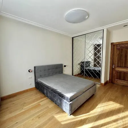 Apartment High-class In The Center. *