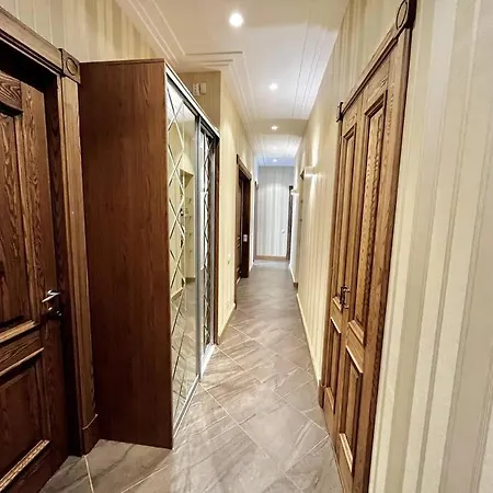 Apartment High-class In The Center. *
